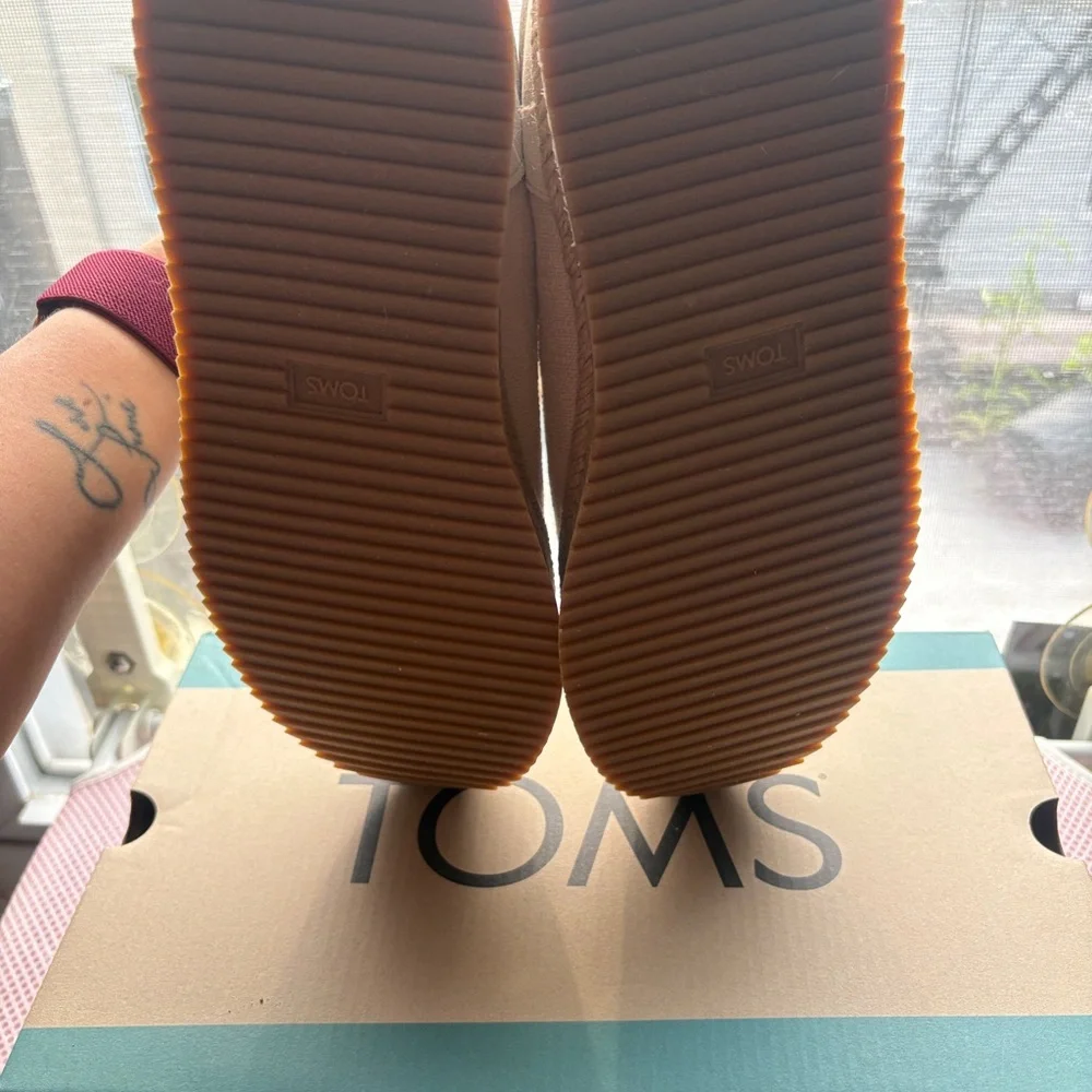Toms Jocelyn Slip-On Espadrille in Cream - Picture 7 of 7